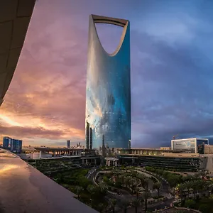 Four Seasons ***** Riadh